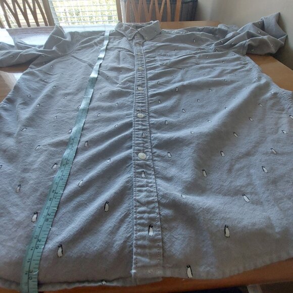 American Eagle Men's Button Down Shirt Size X-Large Grey Penguin Design - Picture 12 of 12